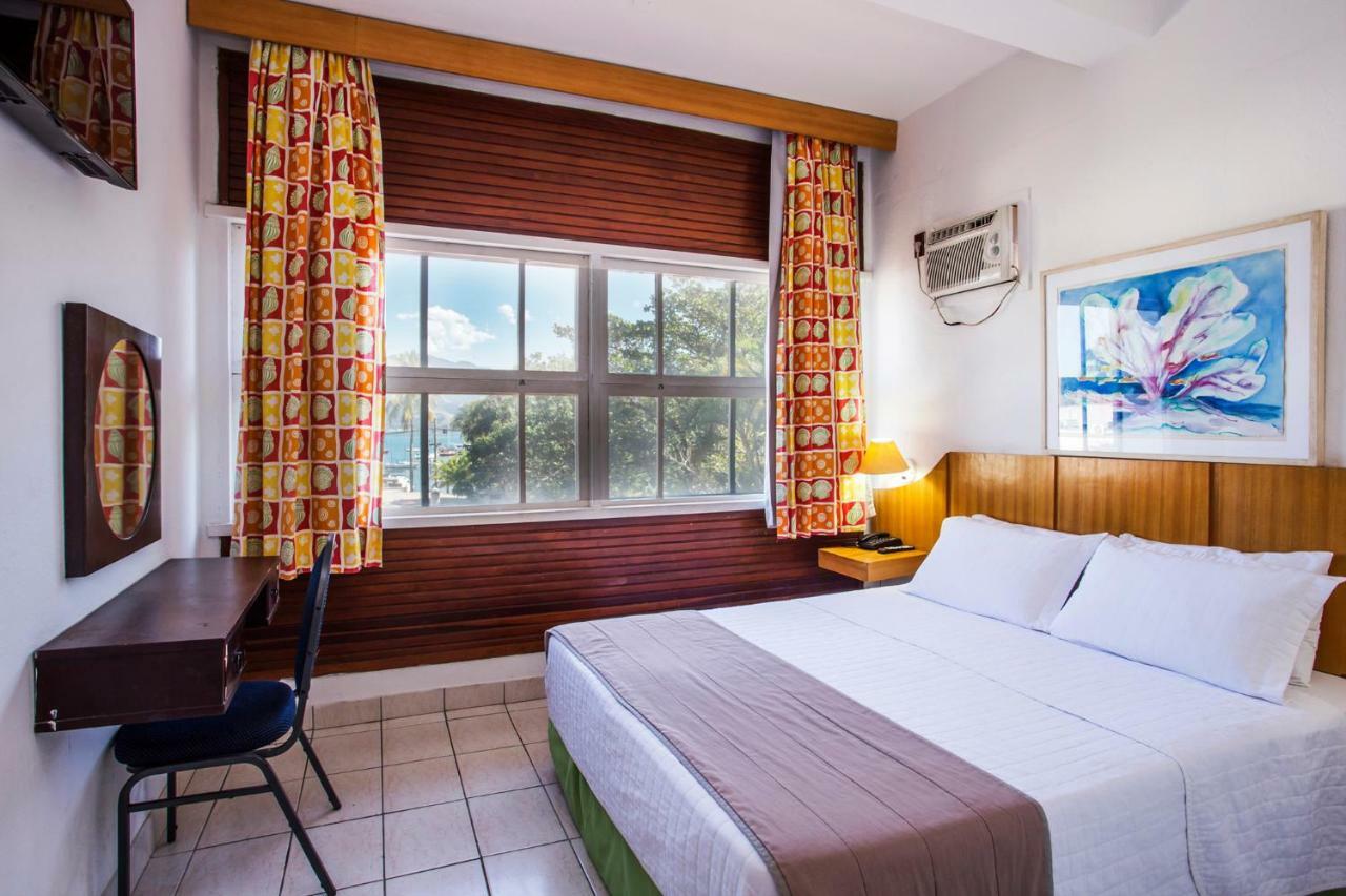 Hotel イリャベラ エクステリア 写真